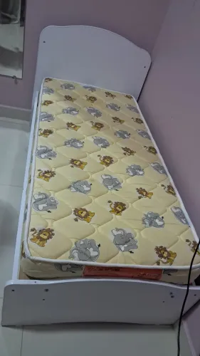 Berço vira cama