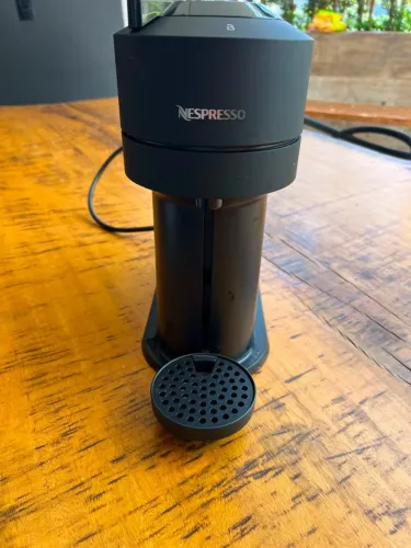 Nespresso Vertuo Next Preto Fosco - Quase sem uso