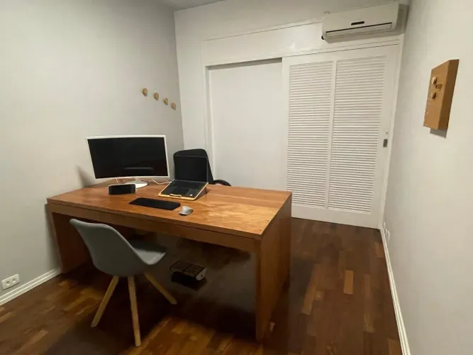 Mesa escrivaninha escritório madeira maciça com 6 gavetas