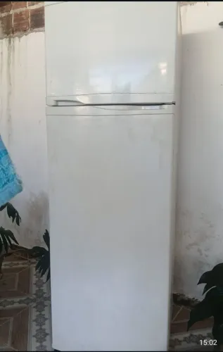 Geladeira consul fros free 320 litros 