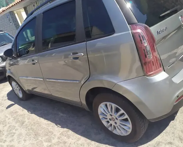 Fiat Idea Essence Dualogic 1.6 Flex 16V 5P 2011