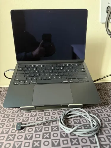 MacBook M4 Air | 16 RAM | 256 HD | 2025