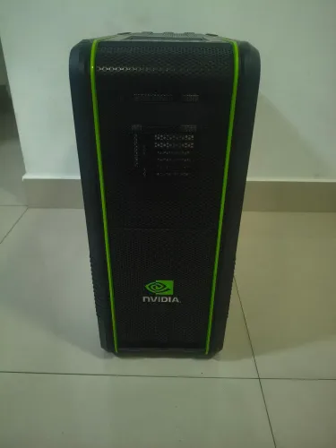 Gabinete NVidia 