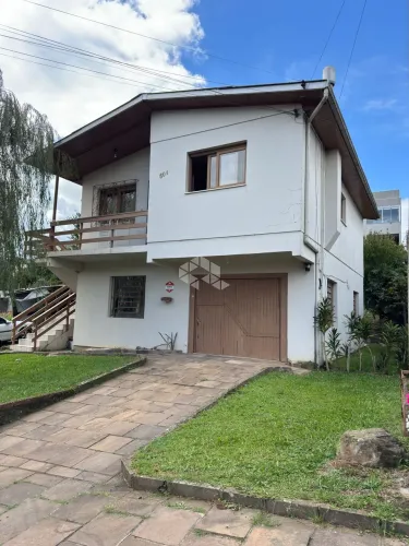 Casa localizada no bairro São francisco