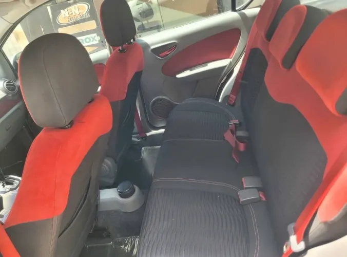 Fiat Palio Sporting Dualogic 1.6 Flex 16V 5P 2013