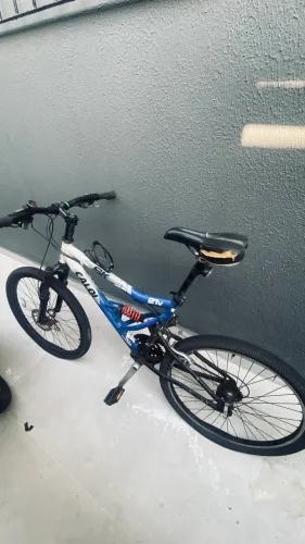 Bicicleta Caloi aro 26