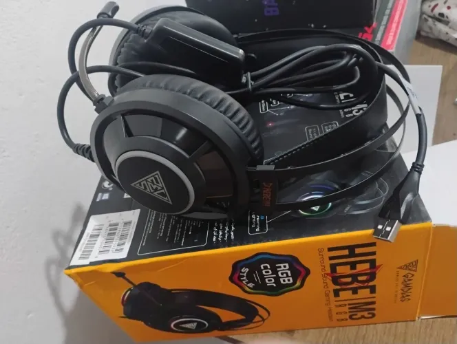 Headset Hebe M3 USB + RGB