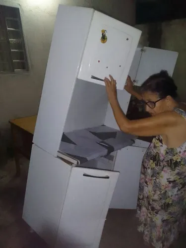 vendo armário usado para reforma para mais informações * valor a combinar
