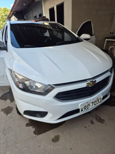 Chevrolet Onix Hatch LT 1.0 8V Flex Mec. 4P 2017