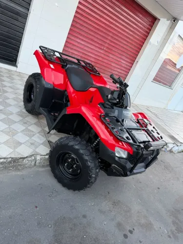 Quadriciclo foutraxx 2026