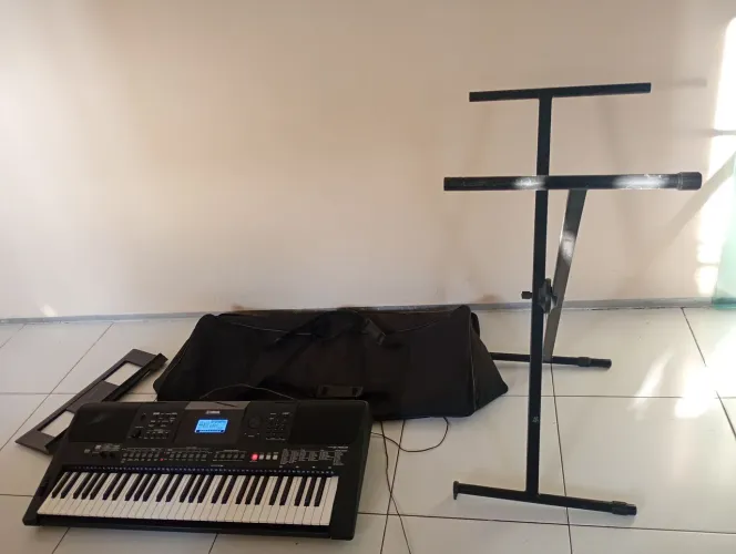 Teclado Yamaha psrE463