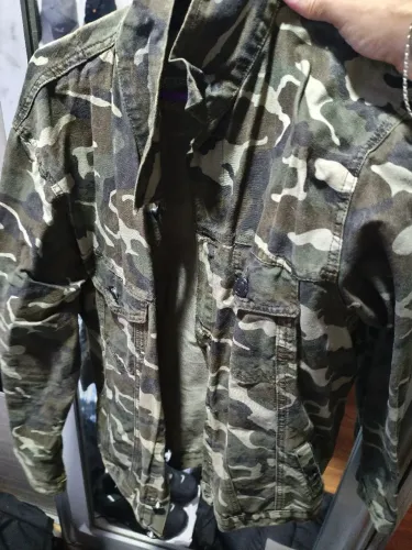 Jaqueta jeans camuflada
