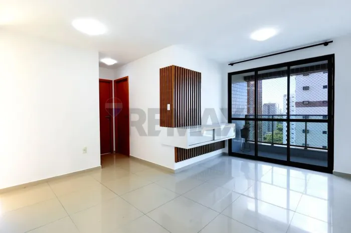 Apartamento de 2 quartos sendo 1 suíte. 55m quadrados, 1 vaga de garagem coberta e lazer c