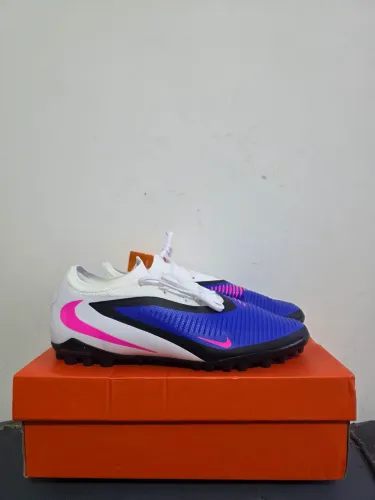 Chuteira Nike Phantom Reactx Pro Society