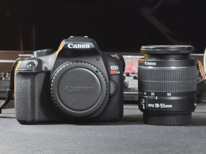 Canon T6