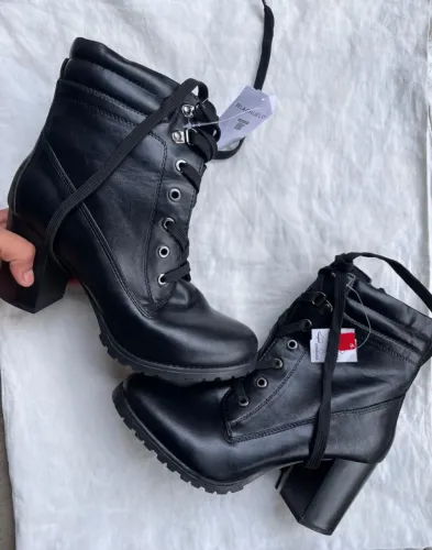 Bota feminina