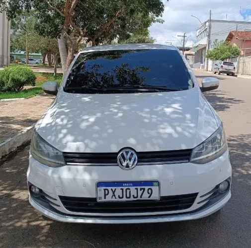 Volkswagen Fox Comfortline 1.6 Flex 8V 5P 2016