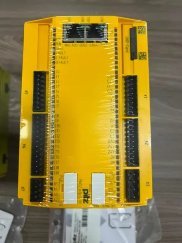 Kit Pilz Pnoz M1p Eth 773103 Módulo De Segurança 24V