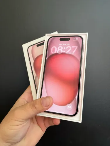Vendo ou Troco iPhone 15