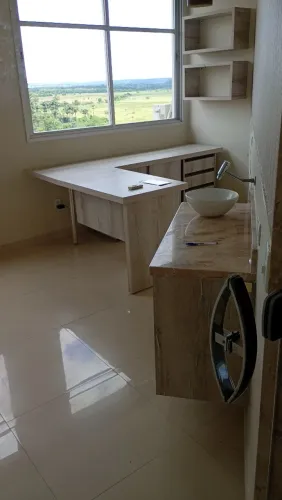 Imóveis e sala comercial por um salário