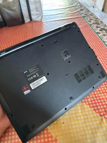 Notebook Acer - 4GB RAM