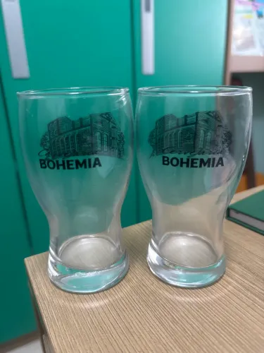 Dois copos de vidro - Bohemia