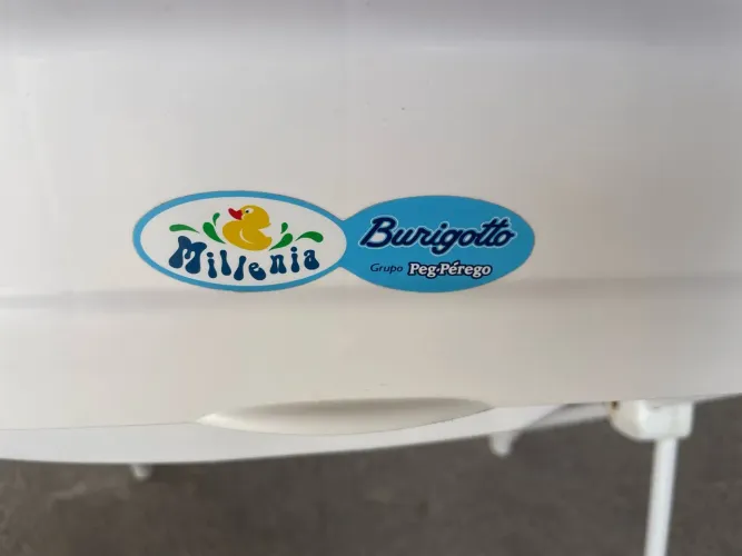 Burigotto Banheira branca bebê
