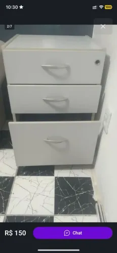 Vendo um Gaveteiro, Escritório