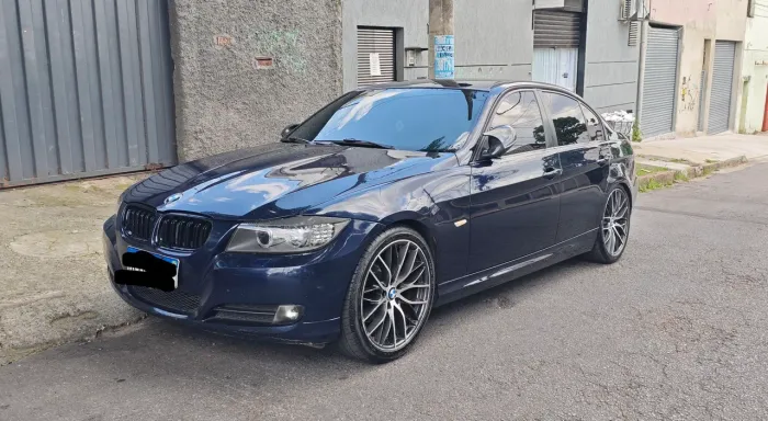 BMW 320I A 2010