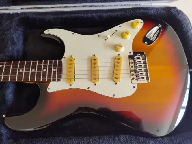 Guitarra SX FST62 Headstock Fender - Impecável