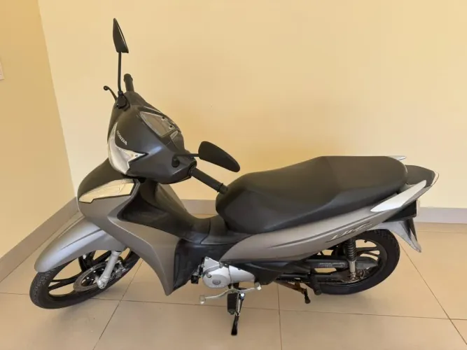 BIZ 125 EX COMPLETA ( única dona)