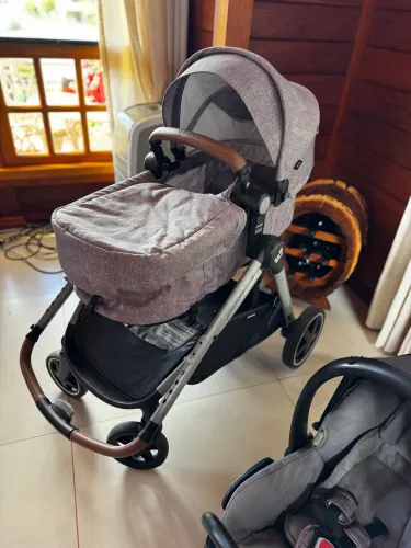 Carrinho bebê completo - MAXI-COSI