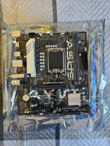 Placa mãe Intel B760M-AYW WIFI D4