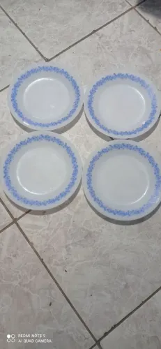 Quatro pratos rasos Termo Rey florzinha