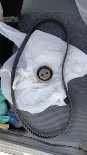 Farol duplo de Polo 1.6 ano 2005 e correia dentada com tensor de Fiat palio ano 2008