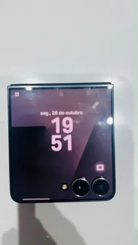 SAMSUNG Z FLIP 7