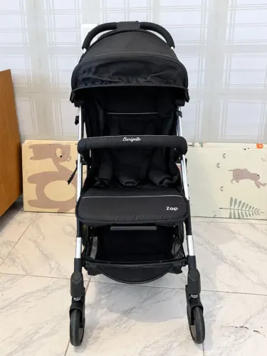 Carrinho de bebê Burigotto Zap-preto - Pouco uso - Super conservado 