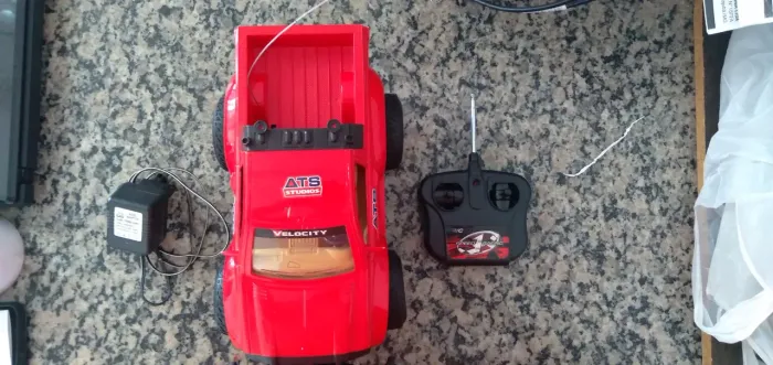 Carro de controle remoto - ATS STUDIOS