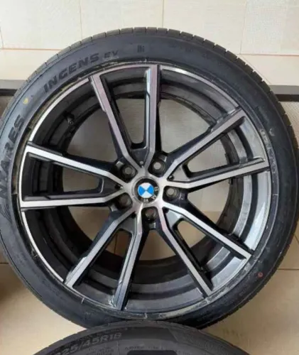 Rodas BMW aro 18 (com pneus) um Par