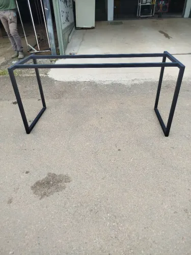 Faço bases para mesas todos os modelos e medidas 