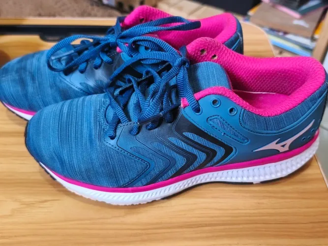 Tênis mizuno tamanho 36