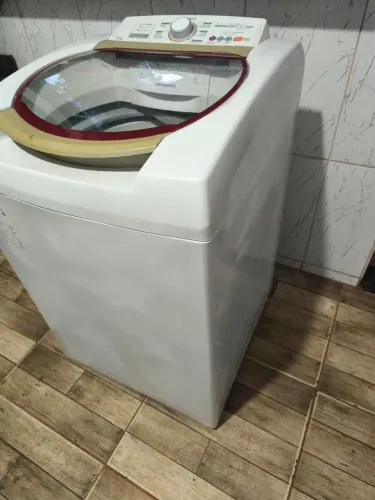 Máquina de lavar Brastemp