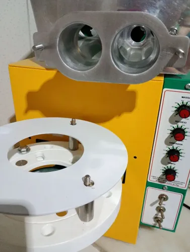 Máquina de coxinha da Compacta Print