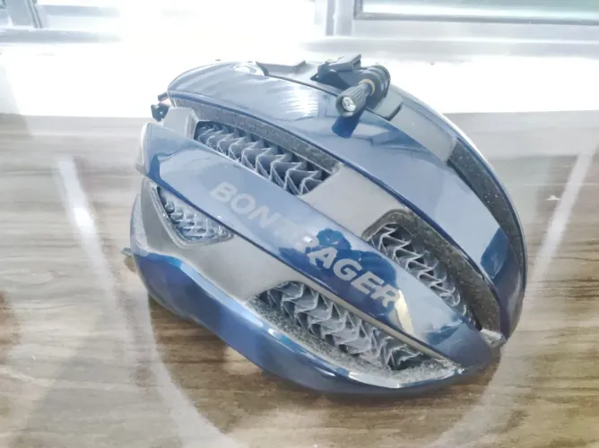 Capacete bontrager Circuit WaveCel M 