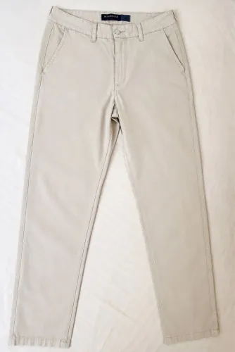 Calça Masculina Windsor Bege - Estado de Nova  Preço: R$ 180 (aceito propostas)