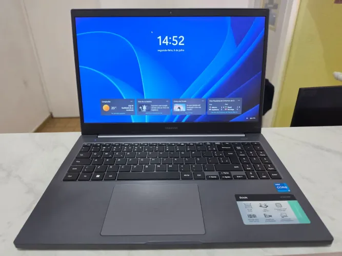 Notebook Samsung Galaxy Book2, intel core i5 11°Geração, 4GB RAM, SSD NVME 512GB