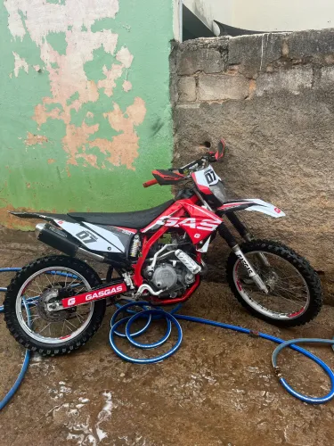 Vendo ou troco por algo do meu interesse