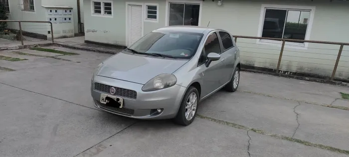 Fiat Punto Attractive Italia 1.4 F.flex 8V 5P 2012