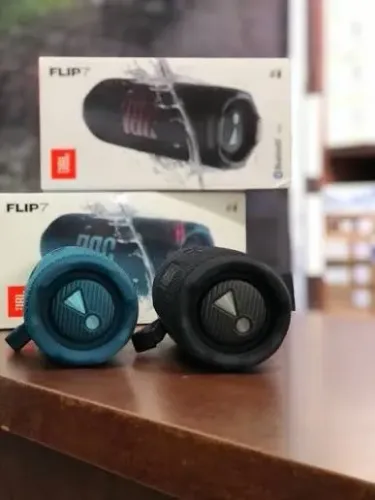 JBL FLIP 7 Preto e Azul Lacrado 
