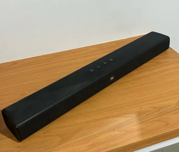 Soundbar JBL à venda!